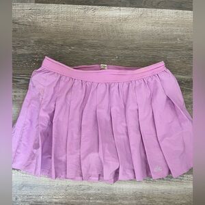 Pink lavender small alo tennis skirt with matching scrunchie and headband
